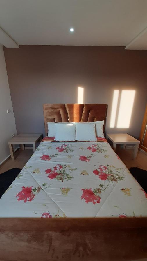 Superbe Appartement En Plein Centre Ville Кенитра Екстериор снимка